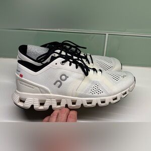ON Cloud X lightweight Athletic Shoes